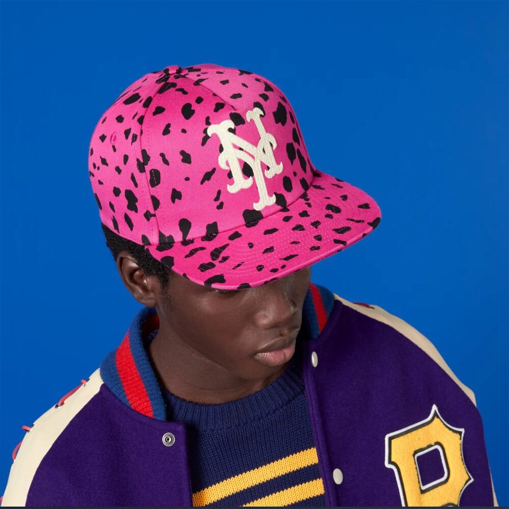 GUCCI BASEBALL CAP EMBROIDERED METS PATCH PINK ANIMAL PRINT HAT $690 sz M